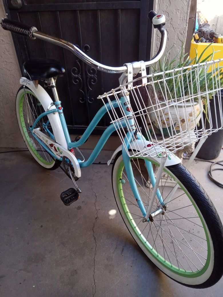 Beach CRUISER BIKE TIRES SIZE 26 READY FOR RIDE