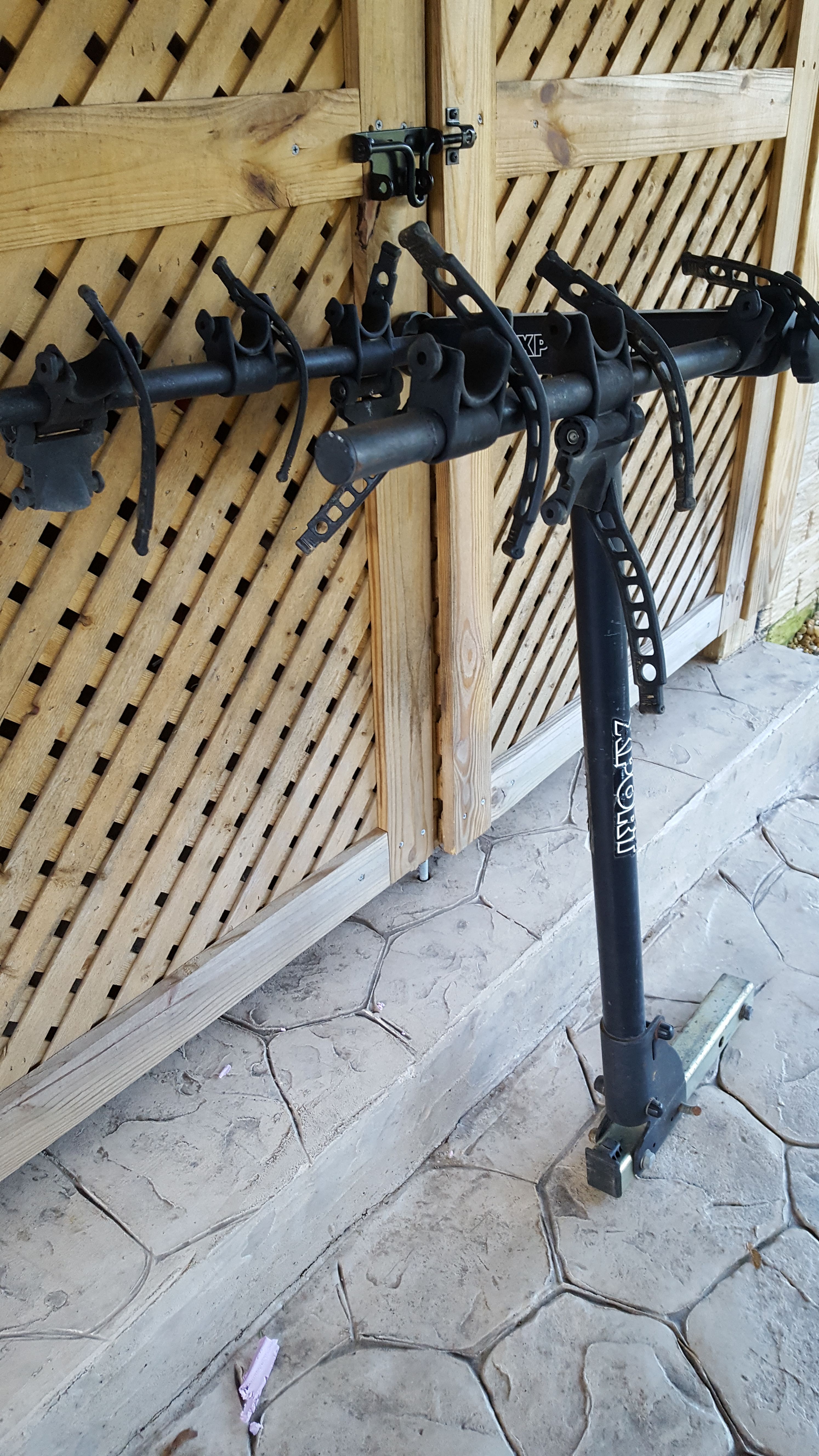 Xsport Slipstream 3 Bike rack 2 inch hitch
