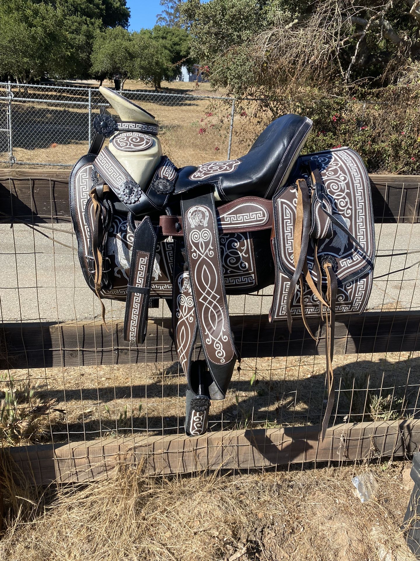 Montura Charra