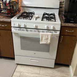 GE Refrigerator and stove