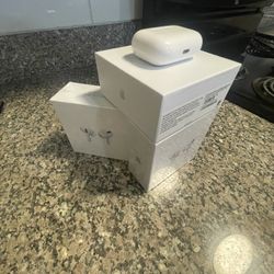 Apple AirPods Pro (2nd Generation) with MagSafe Charging Case – Active Noise Cancellation, Transparency Mode, Spatial Audio – Brand New & Sealed
