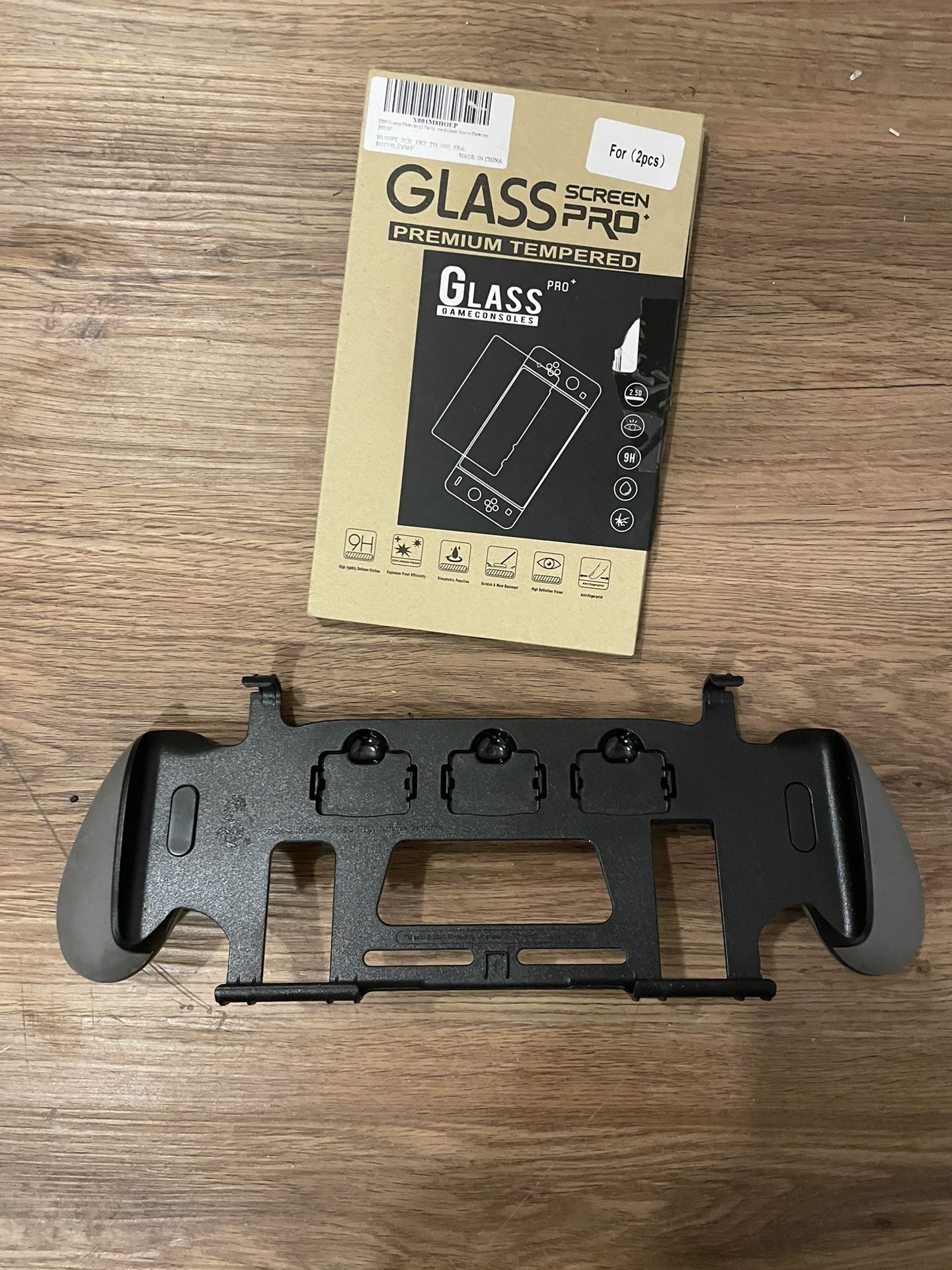 Brand New For Nintendo Switch Grip Case & Screen Protector