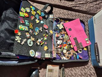 Disney pins