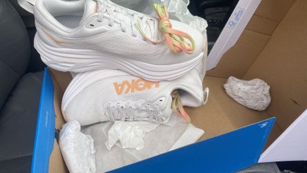 Hola Women Shoes we Have Size 9,10,7.5 and 8