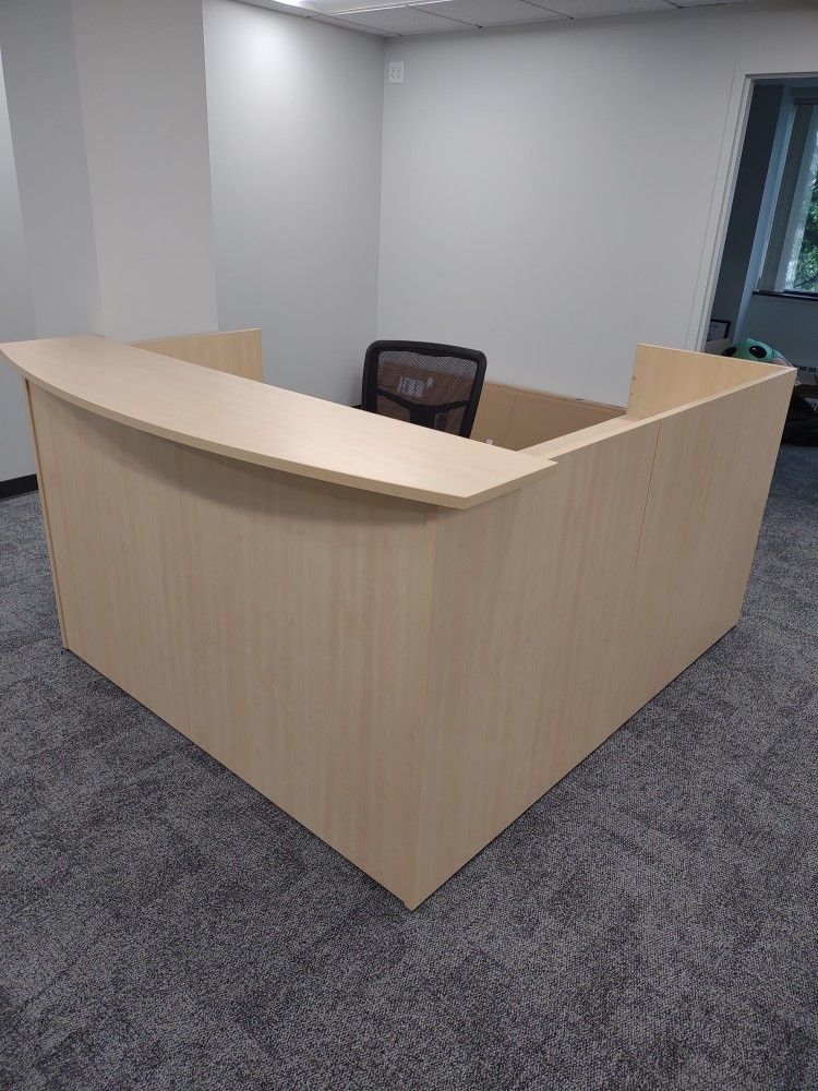 New In Box Reception Desk 6 X6