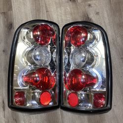  2002 Chevy Tahoe Taillights Chrome 