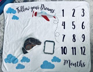 Baby monthly milestone blanket