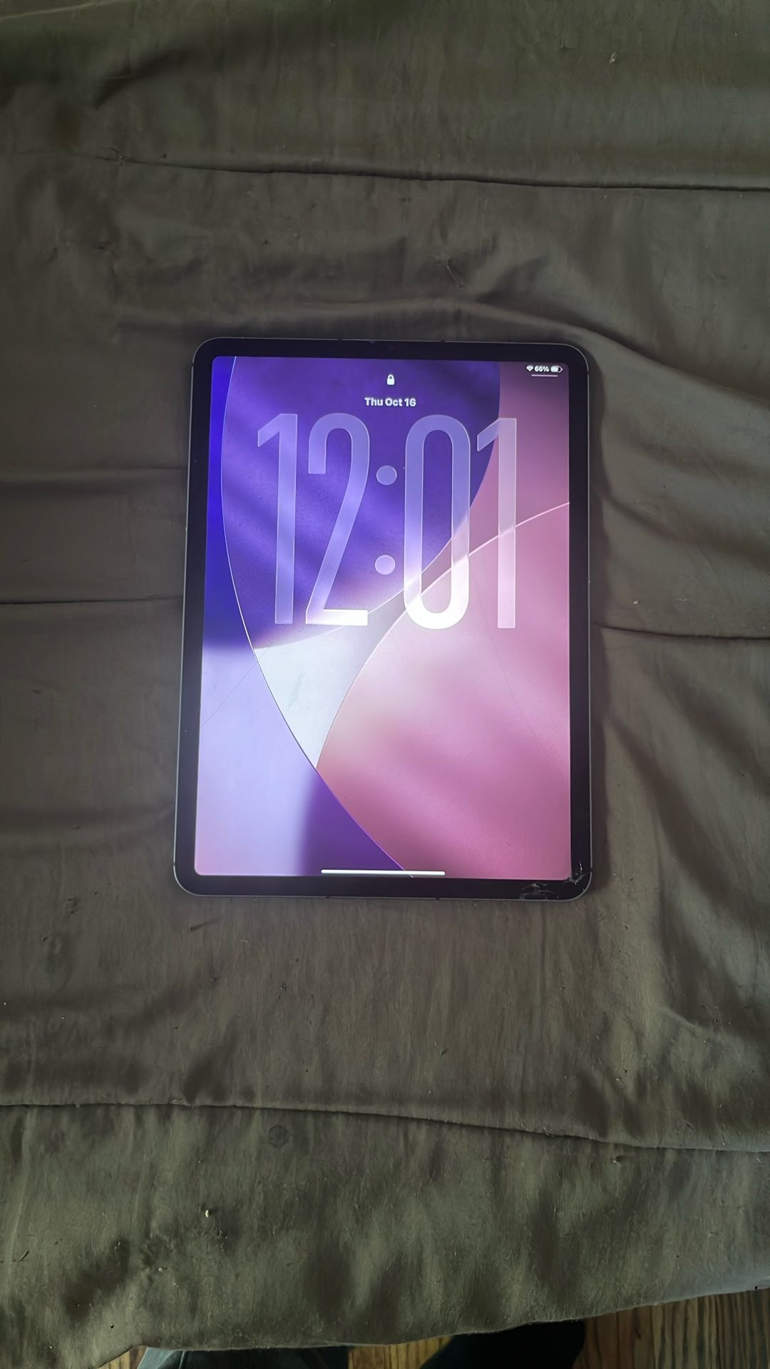 Ipad pro (11-inch)(3rd generation) (M1) 256Gb - UNLOCKED