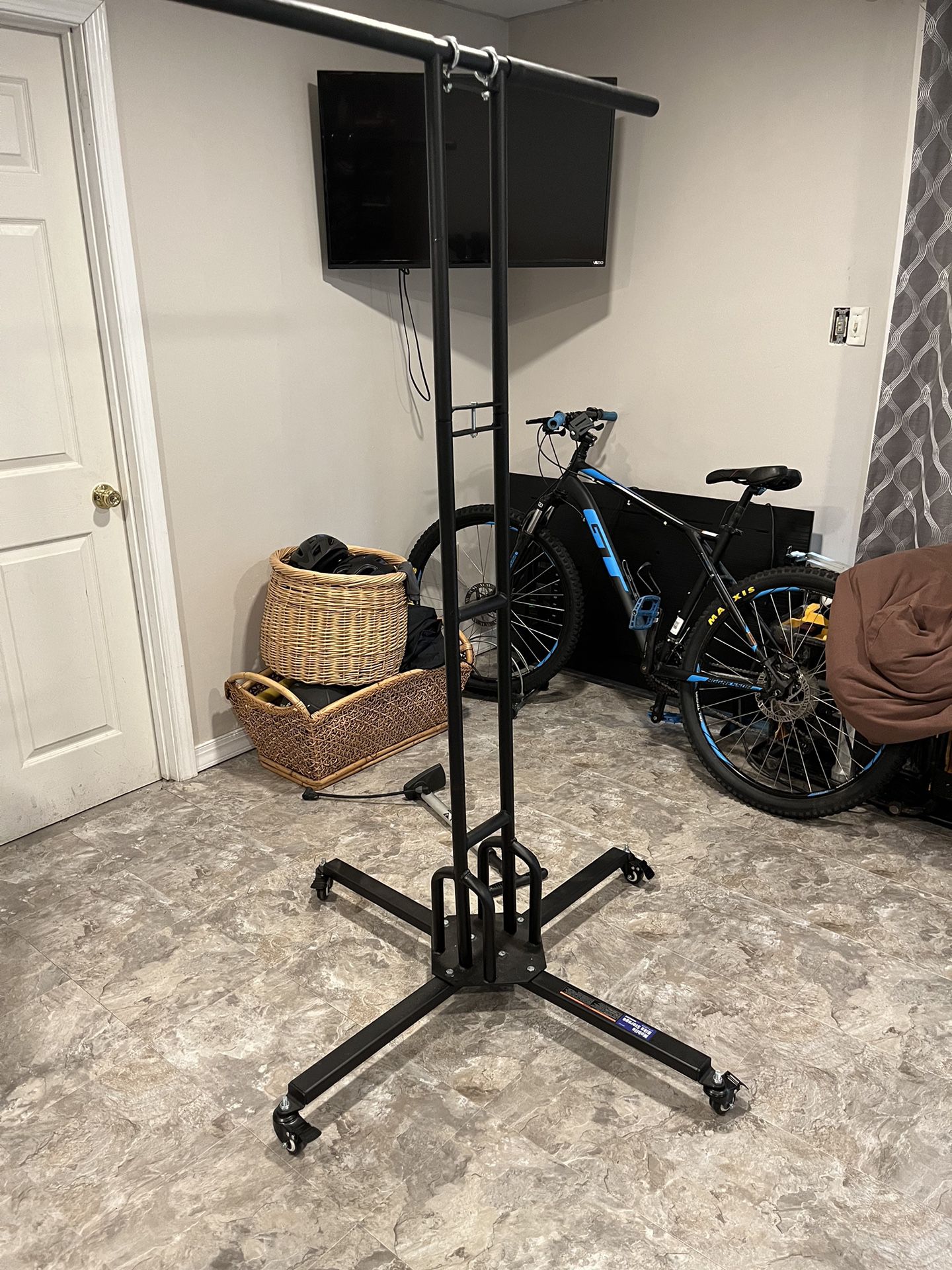 Movable bike rack stand on wheels