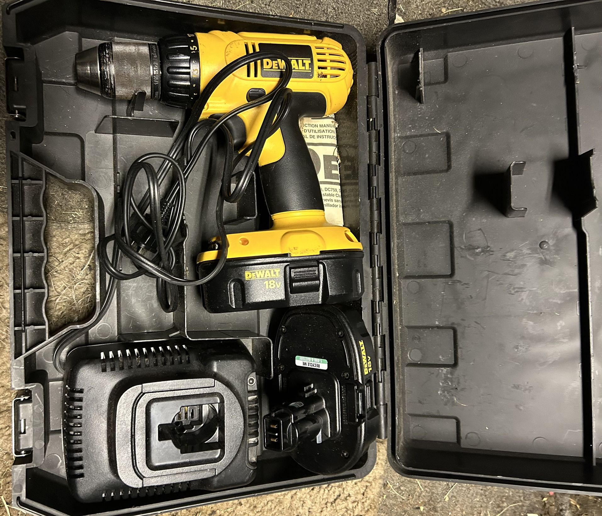 DeWalt 18V Cordless Drill/Driver Kit w/ Batteries, Charger & Case