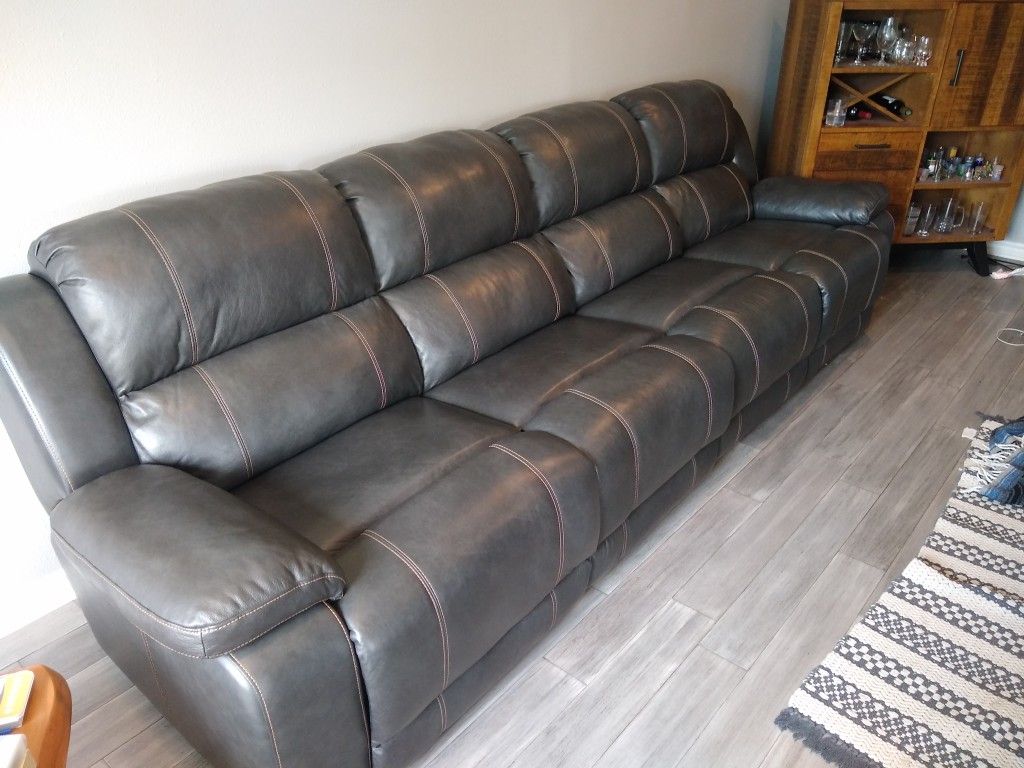 Extra Long Leather Sofa w/ Pushbutton Recliners for Sale in Cypress