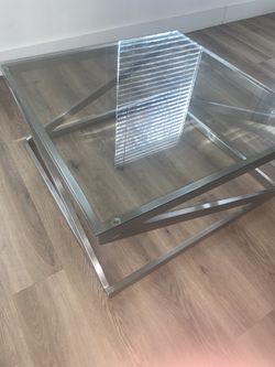 Beautiful & Luxurious  Glass Table