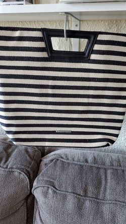 BCBGENERATION FABRIC HANDBAG
