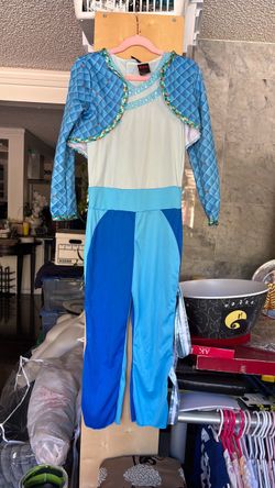 Disney Descendants: the rise of red Chloe Charming Child’s costume