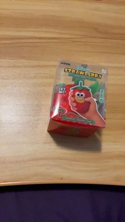 Funny Strawberry Pinch Pinch Squeeze Toy