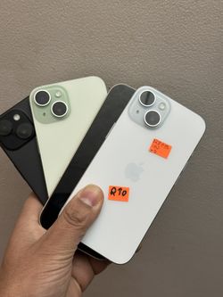 Apple iPhone 15 128 gb unlocked with store warranty 