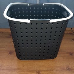 Small Black Hamper
