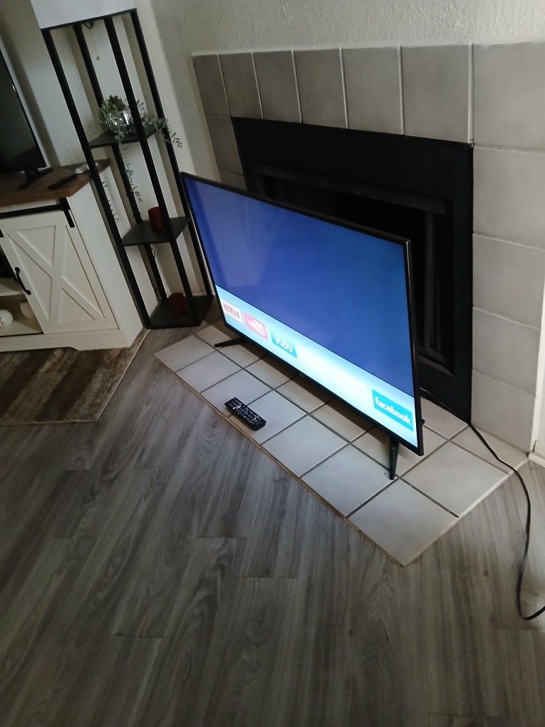 50 Inch Seiki TV
