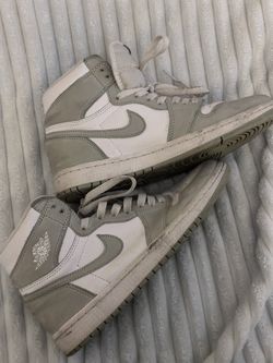 Jordan 1 Retro High OG Seafoam Women’s
