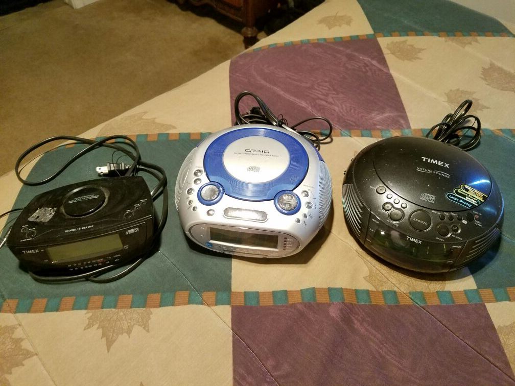 Timex MP3 Line In clock Radio.Timex MP3 Sold. Craig AM/ FM CD Clock Radio. Timex Nature Sounds Clock Radio. 5.00 each or 12.00 all 3. ๐