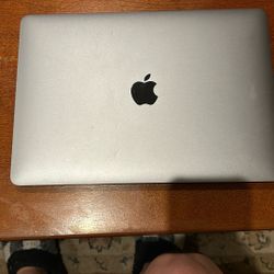 MacBoo Pro A2251 For Parts