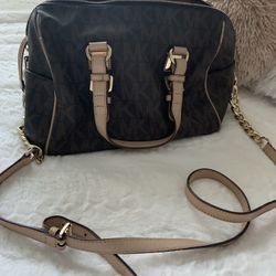 Michael Kors Crossbody Bag