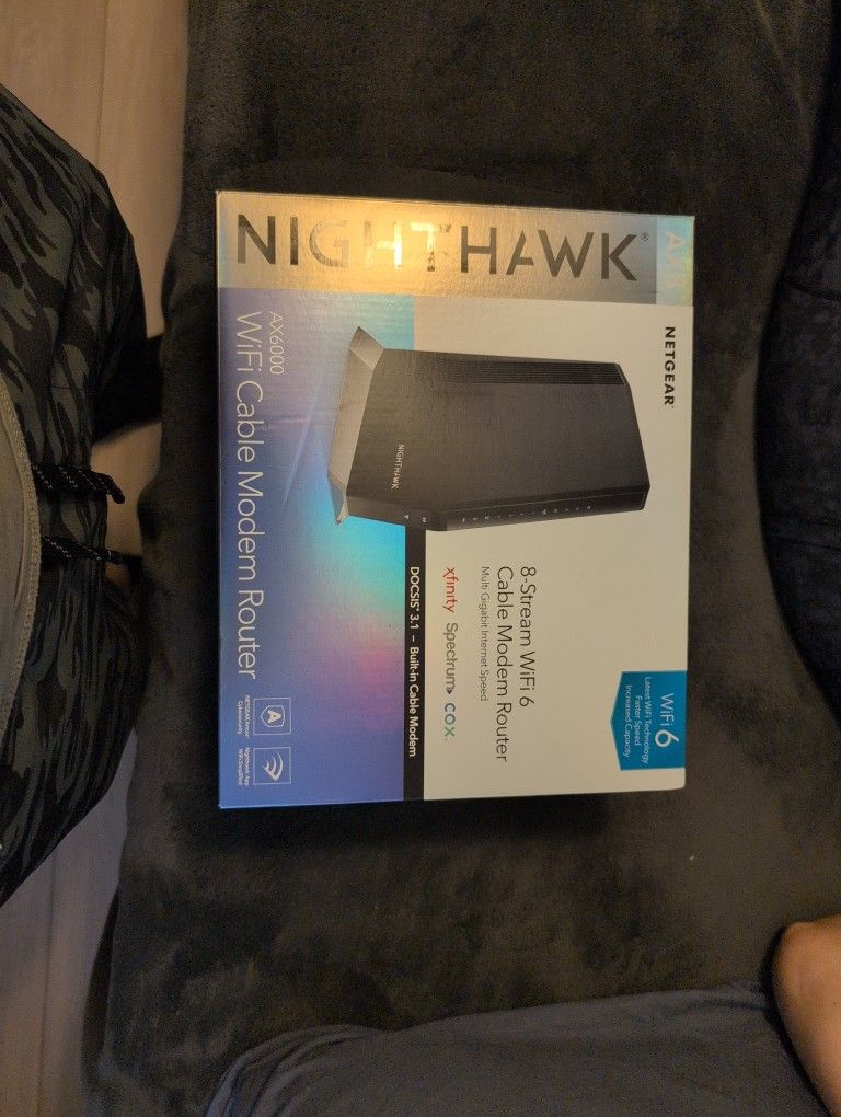 NETGEAR - Nighthawk AX6000 Wi-Fi 6 Router with DOCIS 3.1 Cable Modem - Black