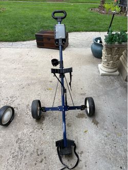 Golf push pull cart 2 wheels bag boy Spalding ultra durable alloy construction lightweight foldable new condition