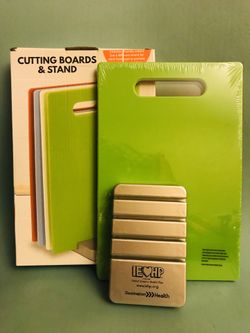 KitchenWorthy 5-piece Multi colored Cutting Boards 4 Pk Custom Stand Reads IEHP