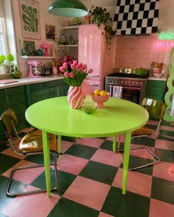 Beautiful round green statement table
