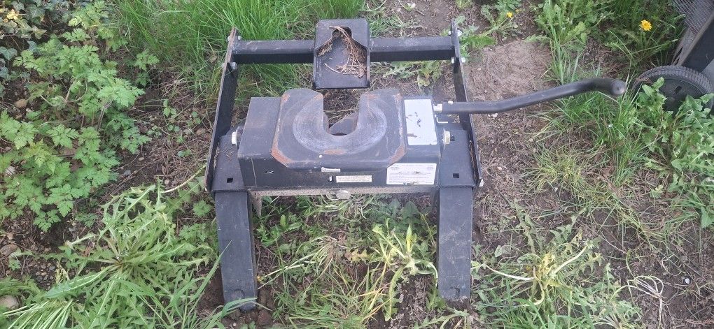 BLUE OX 5TH WHEEL HITCH