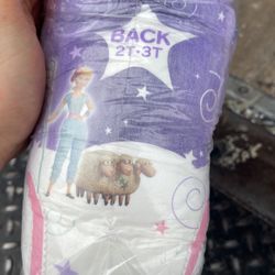 Pack Of 30  (15$)  I have 800 Diapers 
