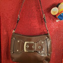 Guess Shoulder Bag. Brown w/Silvertone Buckle. New