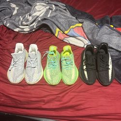 Yeezys 130$