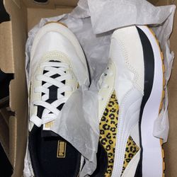 Reebok Leopard White Tanned Tennis Shoes