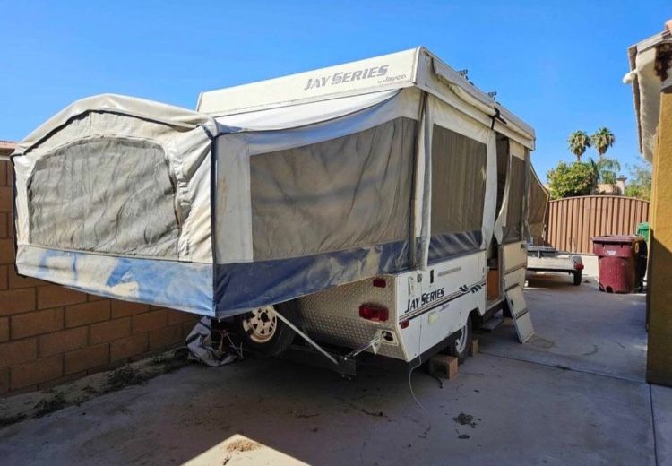 Camper & Rv