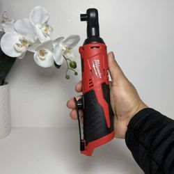 Milwaukee 3/8 Rachet M12