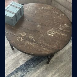 Set coffee Table and 2  Side Tables living room $70