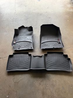 WeatherTech Black Floor Mats 3-Piece Set