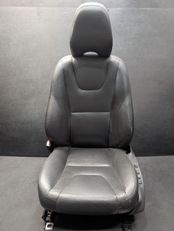 Front Left Seat 2015 Volvo S60 2016 2017 2018 X (V2138)