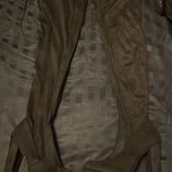 Black thigh High Suede Boots