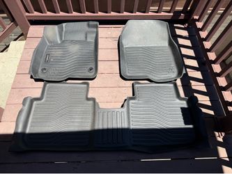 Honda CR-V All Weather Floor Mats