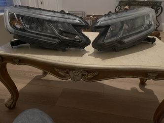 2016 Honda CRV Headlights