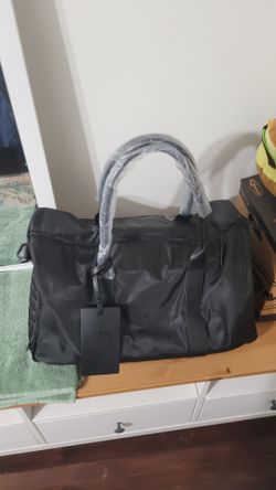Black Duffle Bag I Can Deliver