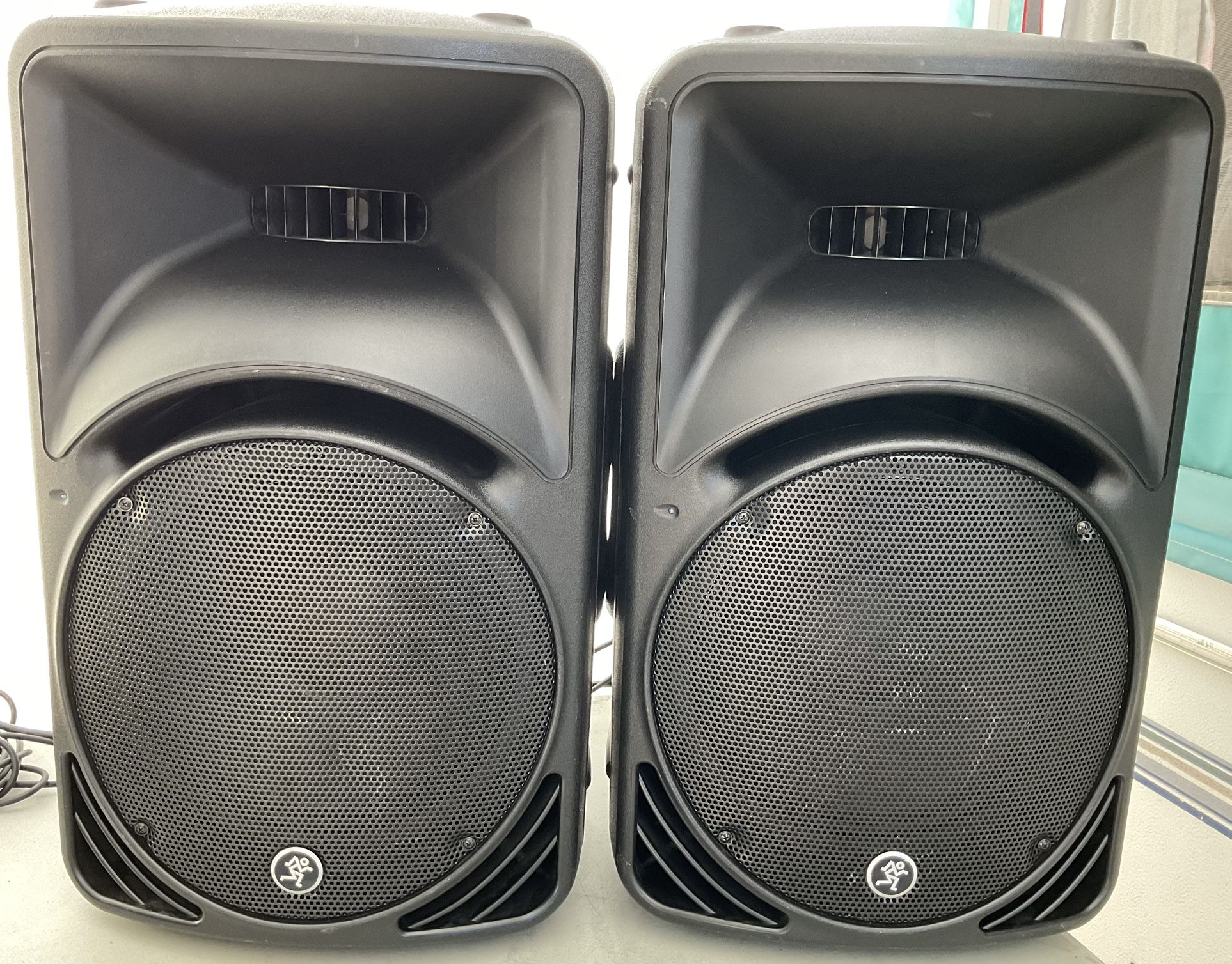 Mackie SRM 450v2 Speaker And Mackie ProFx12