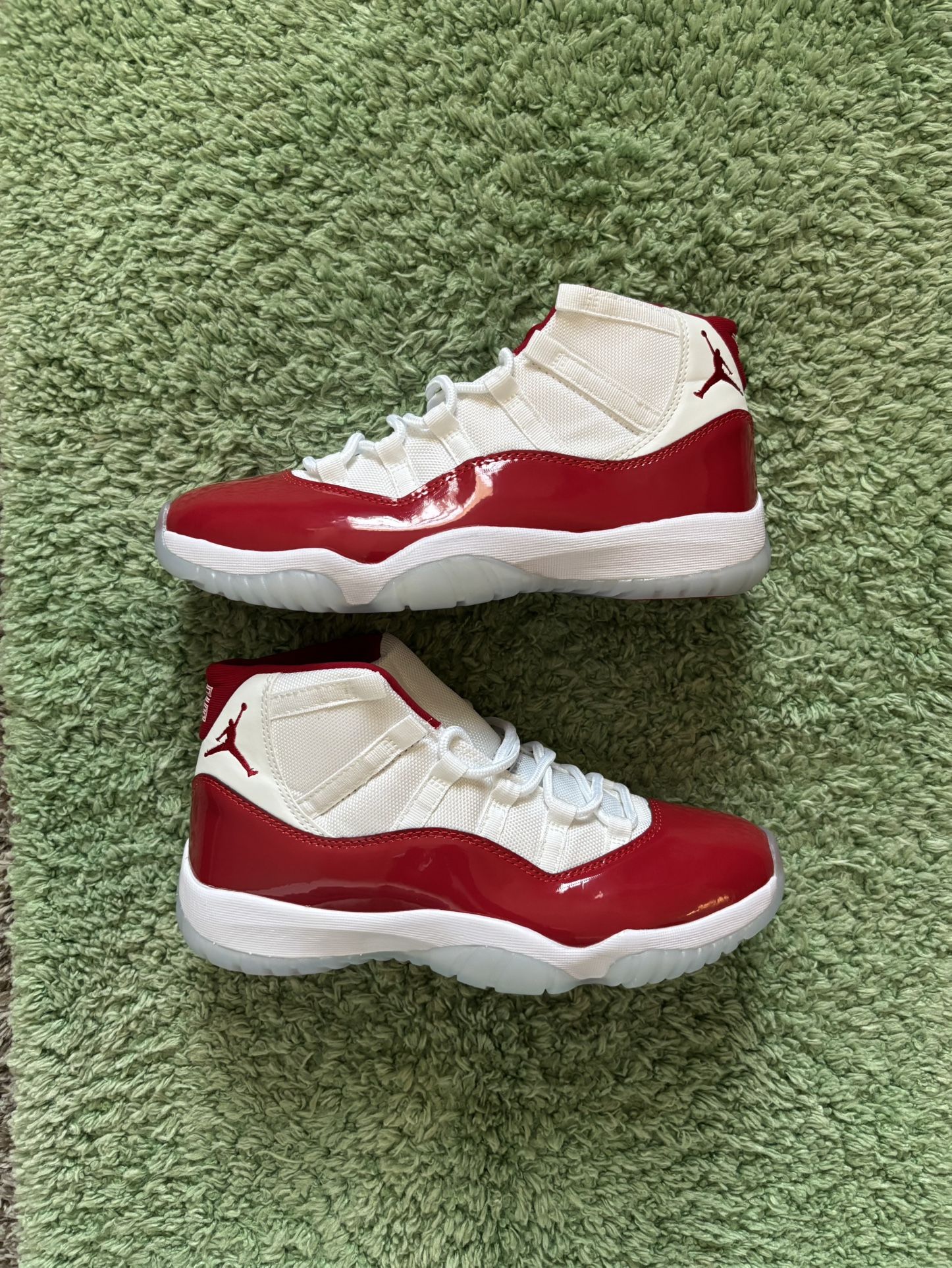 Jordan 11 Cherry