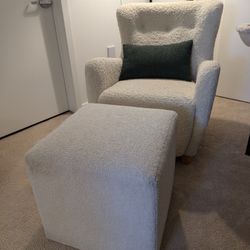 Kessler Wingback Accent Chair W/Ottoman