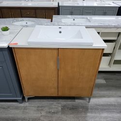 Bathroom Vanity Cabinet In Oak 
