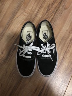 Vans black and white classic