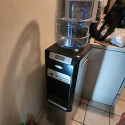 Water Dispenser Wirlpool